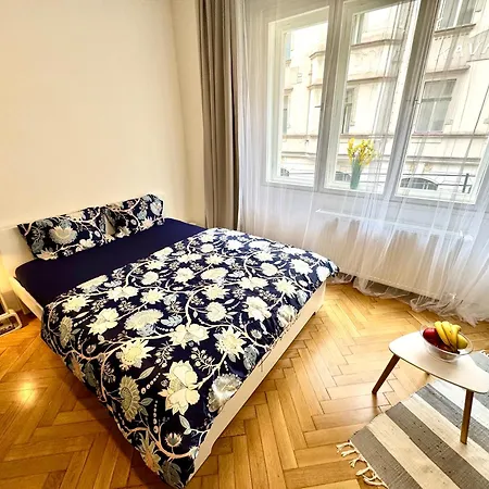 Perfect Place In The Center Apartment *
