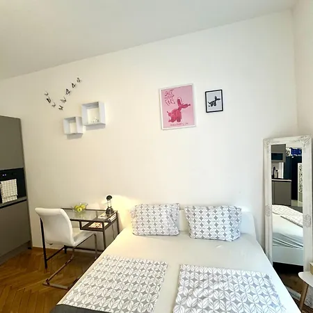 Apartment Perfect Place In The Center